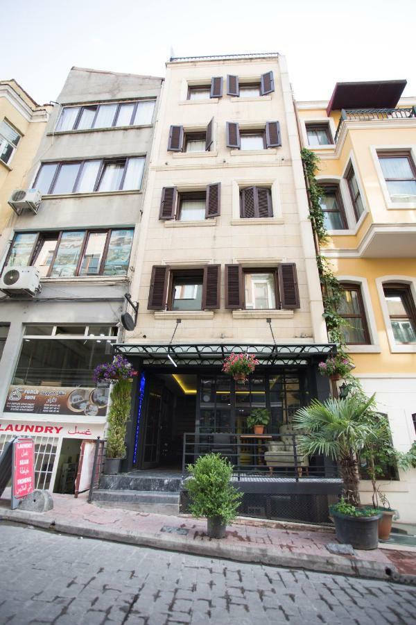 T-Square Residence Istanboel Buitenkant foto